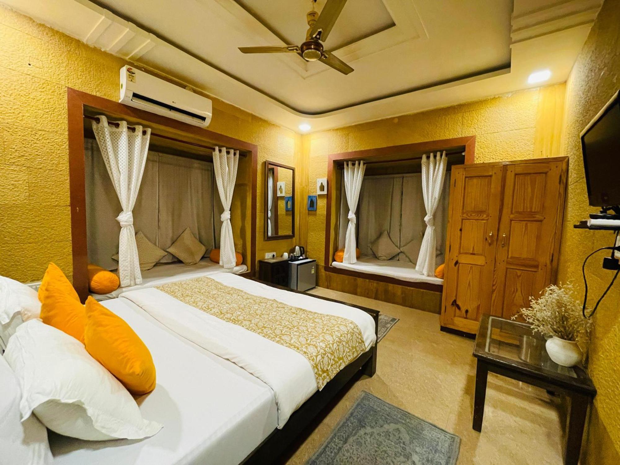 Hotel Meerana Jaisalmer Exterior photo